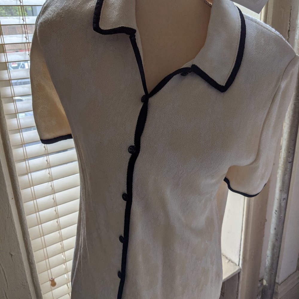 St. John Collection by Marie Gray Summer Blouse